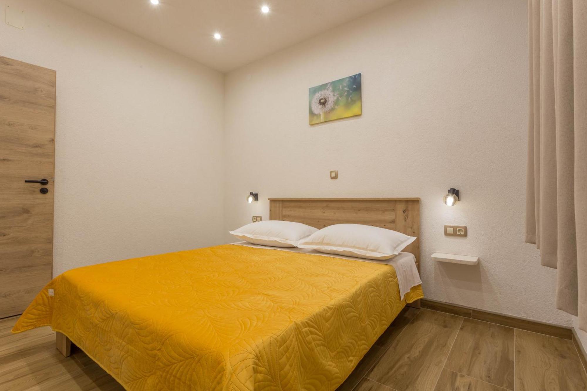 Apartment Zastupac 8761A 赫瓦尔 外观 照片